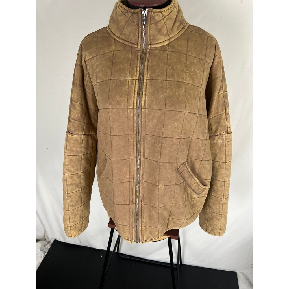 Davi & Dani Quilted Zip up Jacket size Medium (oversized)